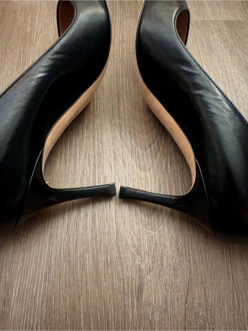 70 mm Black Manolo Blahnik Heels - Picture 6 of 8